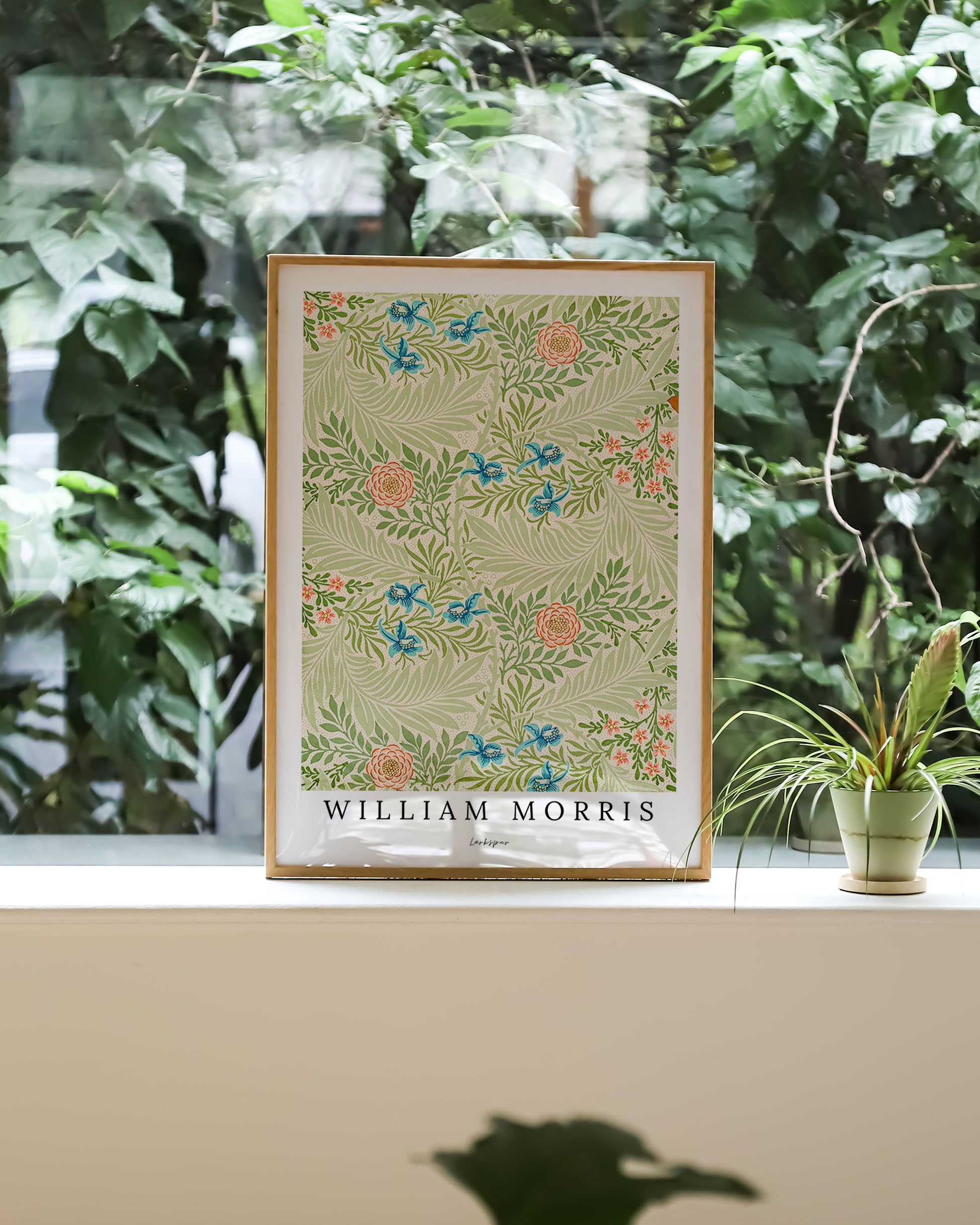 Larkspur Poster – Print Material Wandbild, moderne Kunst & Fine Art Print von Spawnd, handgefertigt & Made in Germany