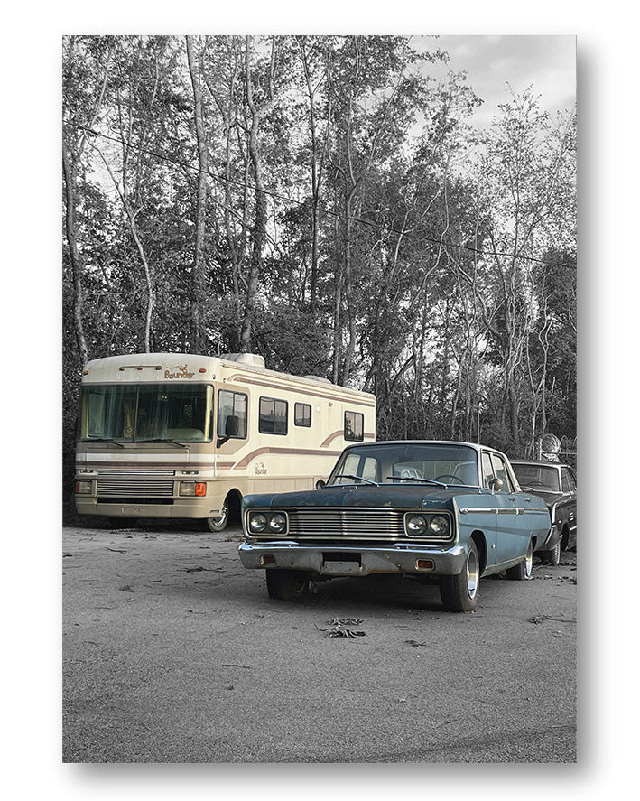 Somewhere in Alabama Poster – FineArt Wandbild, moderne Kunst & Fine Art Print von Spawnd, handgefertigt & Made in Germany