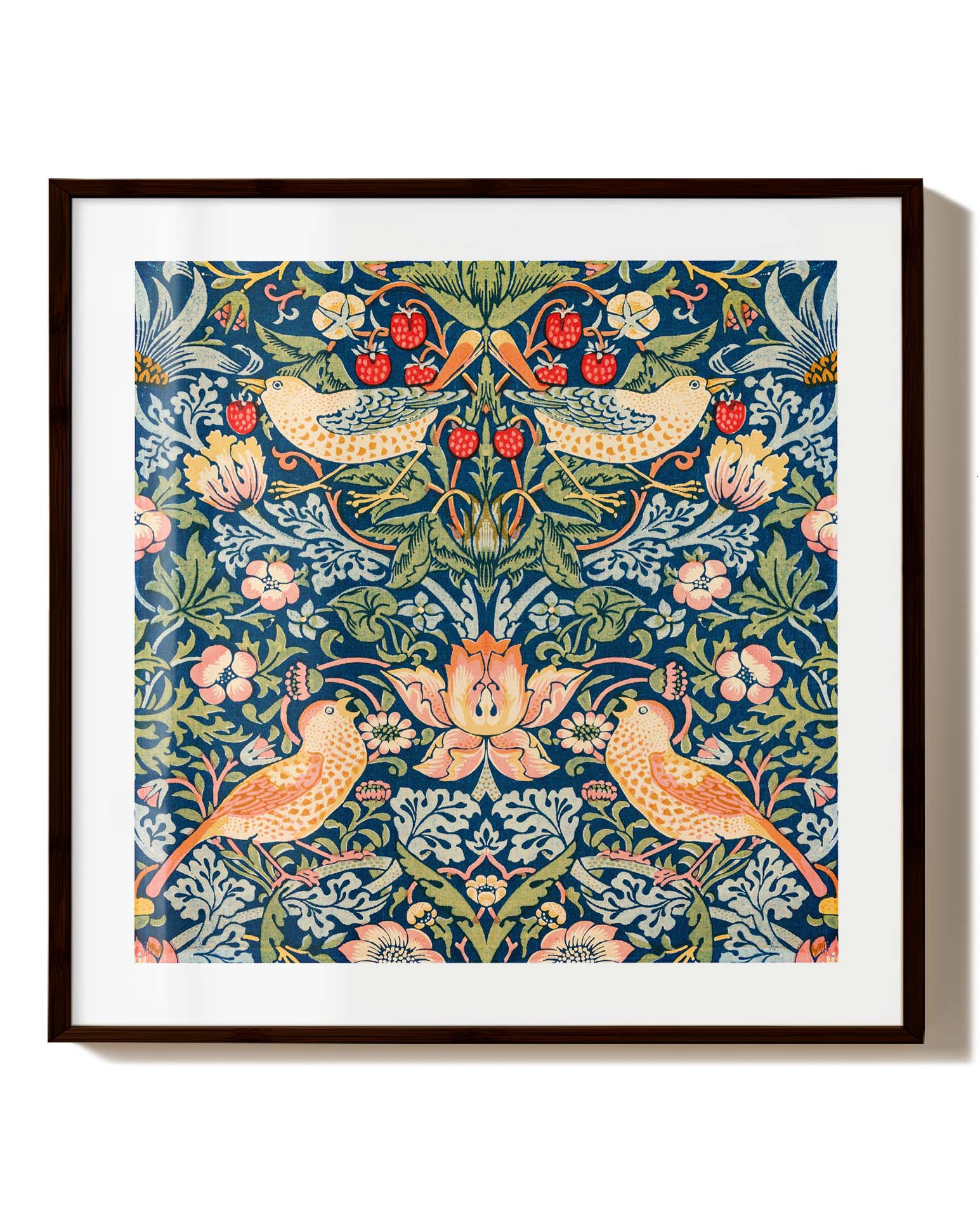 Strawberry Thief Poster – Print Material Wandbild, moderne Kunst & Fine Art Print von Spawnd, handgefertigt & Made in Germany