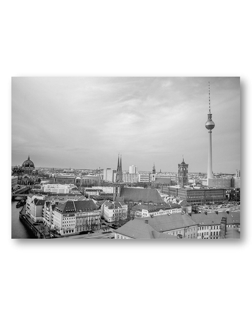 Berlin Poster – Print Material Wandbild, moderne Kunst & Fine Art Print von Spawnd, handgefertigt & Made in Germany