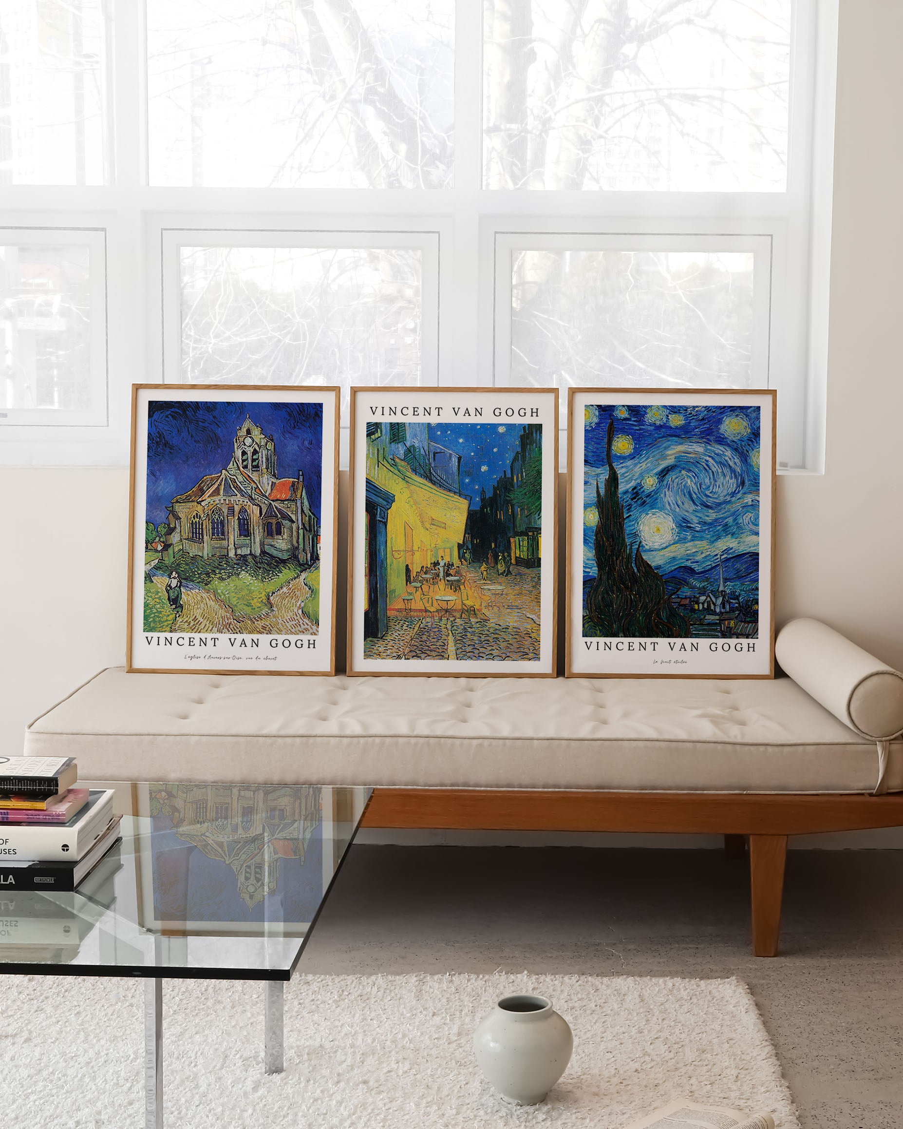 Café Terrace at Night Poster – Print Material Wandbild, moderne Kunst & Fine Art Print von Spawnd, handgefertigt & Made in Germany