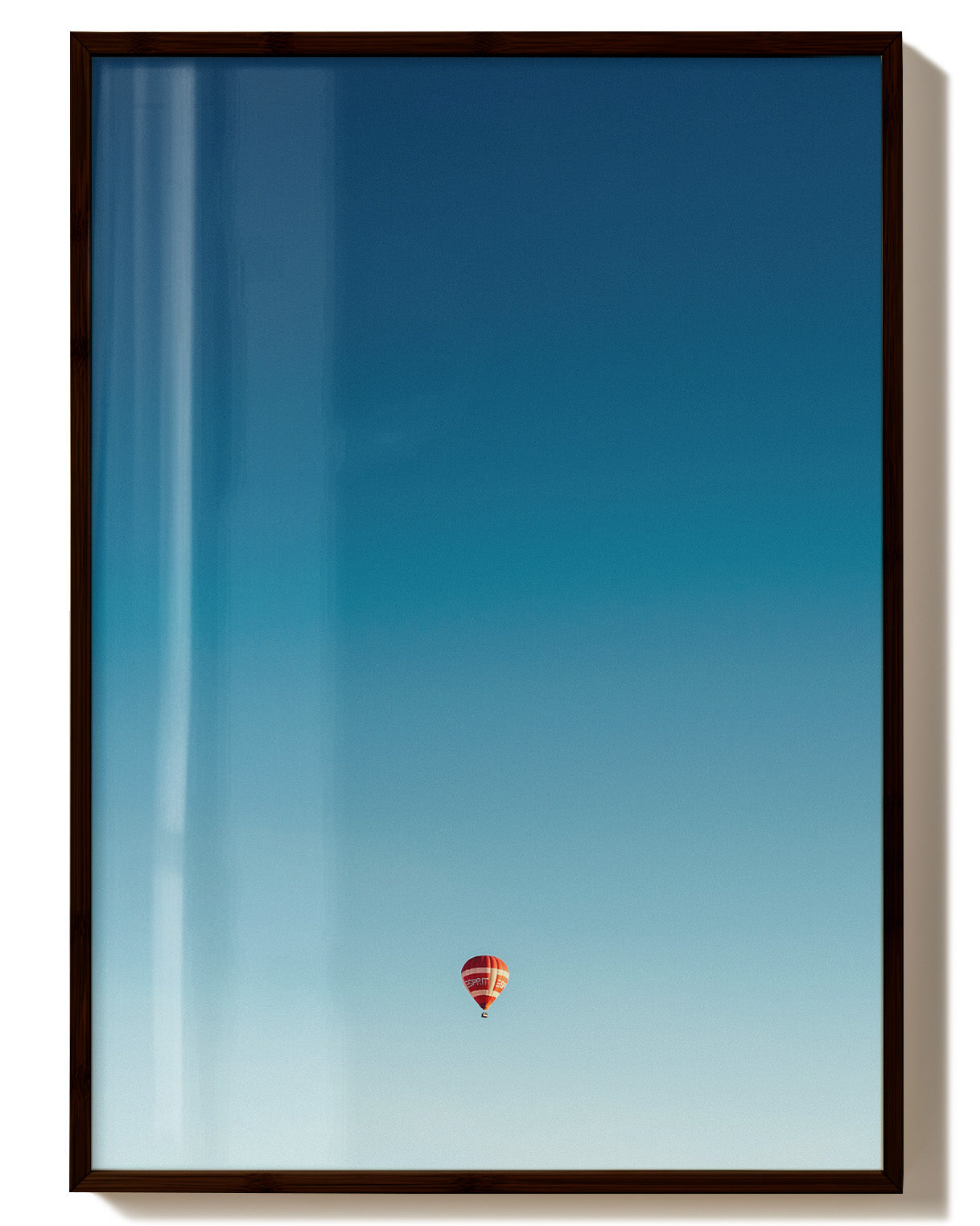 Hot air Balloon Poster – FineArt Wandbild, moderne Kunst & Fine Art Print von Spawnd, handgefertigt & Made in Germany
