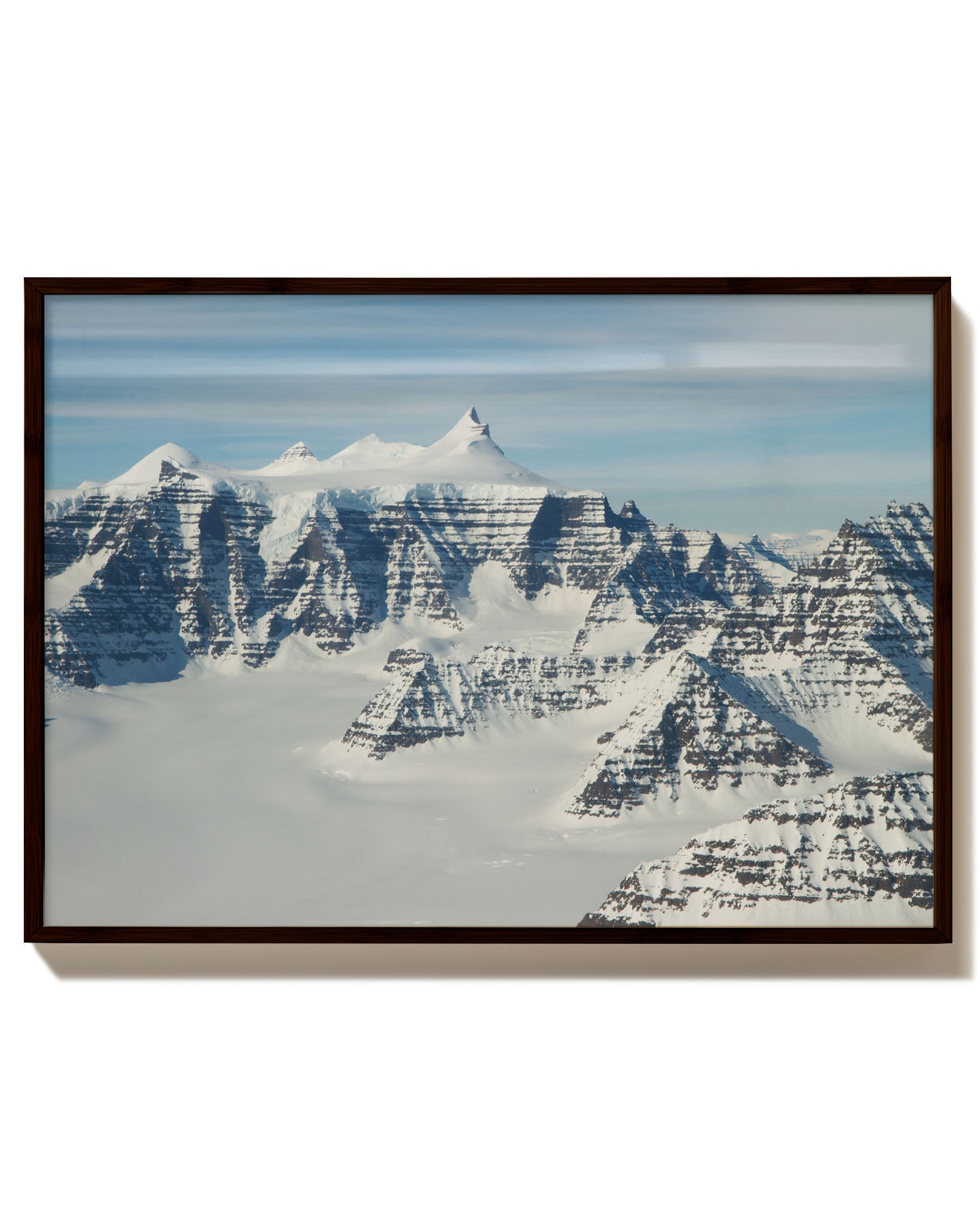 Mountain Poster – Print Material Wandbild, moderne Kunst & Fine Art Print von Spawnd, handgefertigt & Made in Germany