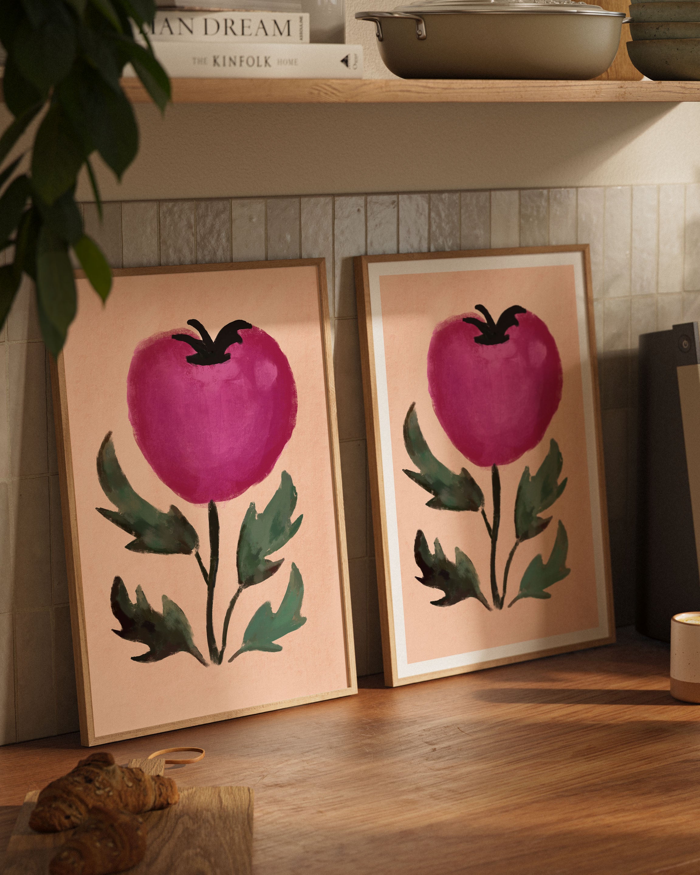 Old Tomato Poster – FineArt Wandbild, moderne Kunst & Fine Art Print von Spawnd, handgefertigt & Made in Germany