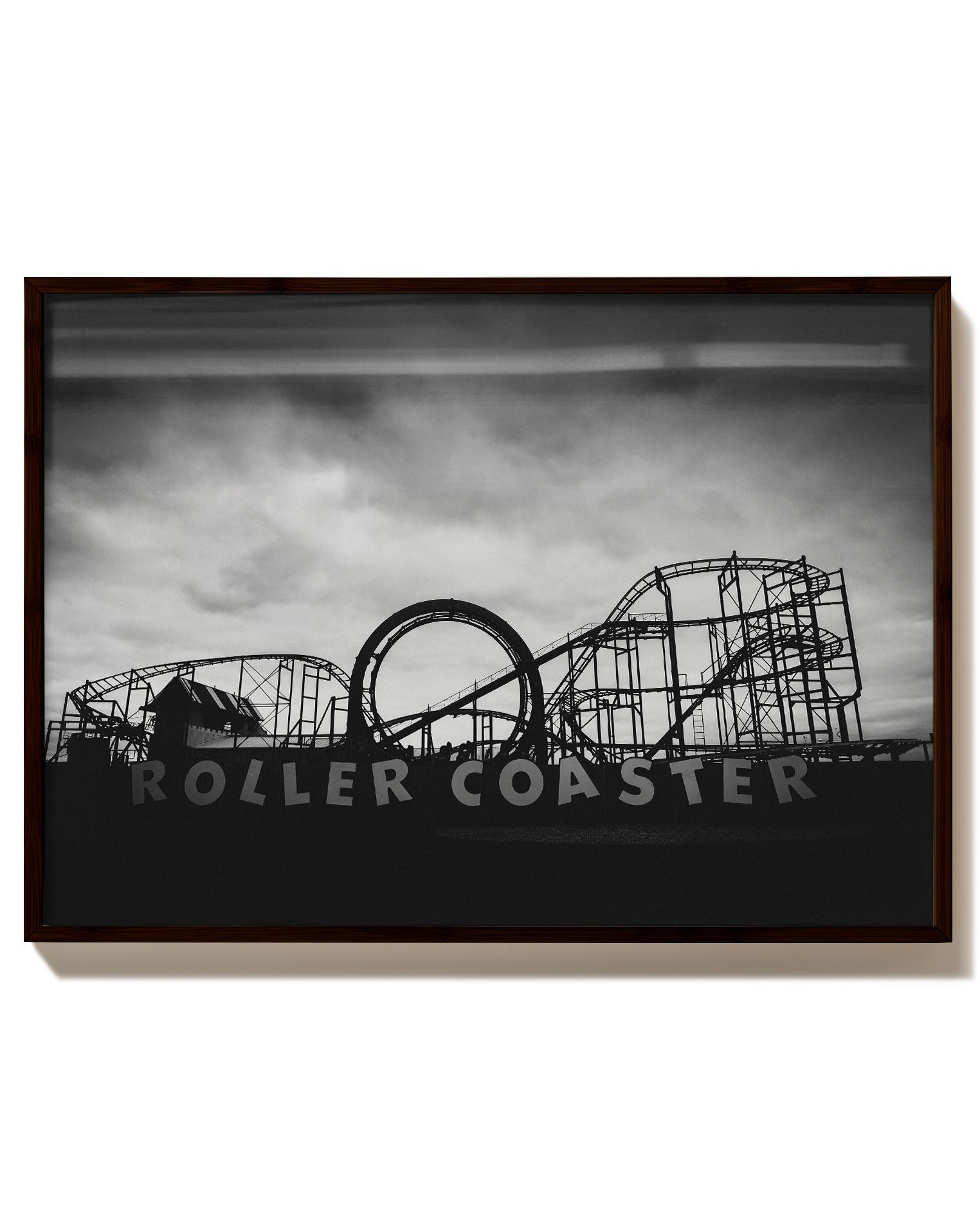 Roller Coaster Poster – Print Material Wandbild, moderne Kunst & Fine Art Print von Spawnd, handgefertigt & Made in Germany