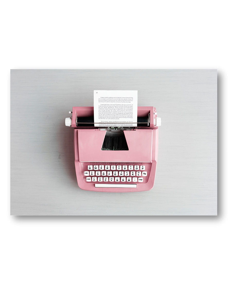Schreibmaschine Poster – Print Material Wandbild, moderne Kunst & Fine Art Print von Spawnd, handgefertigt & Made in Germany
