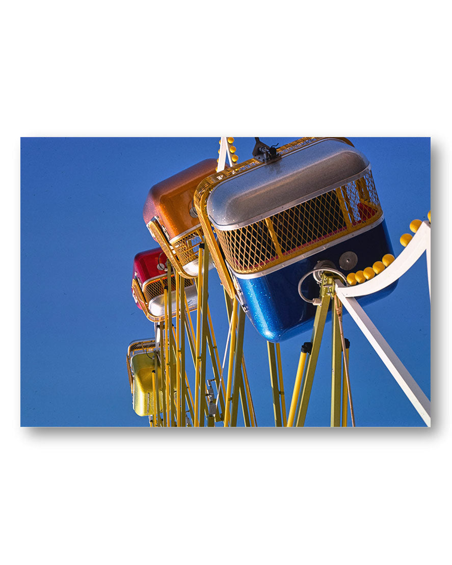 Sky diver Ride / Ocean city / New jersey 1978 Poster – Print Material Wandbild, moderne Kunst & Fine Art Print von Spawnd, handgefertigt & Made in Germany